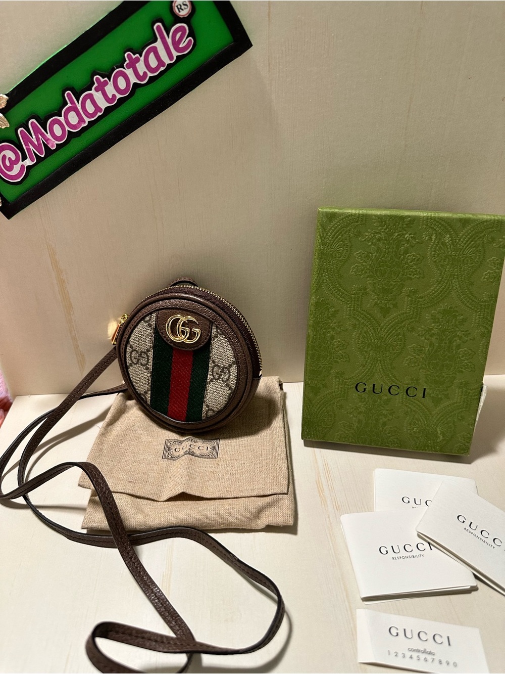 Gucci Ophidia Mini Round Bag - Picture 2 of 2